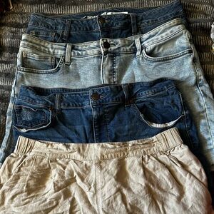 Lot of 4 Women's Denim and Tan Shorts, size 16/L